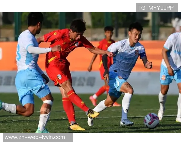 青岛与重庆的足球对决谁能在赛场上笑到最后精彩赛事前瞻与分析 青岛与重庆的足球对决谁能在赛场上笑到最后精彩赛事前瞻与分析