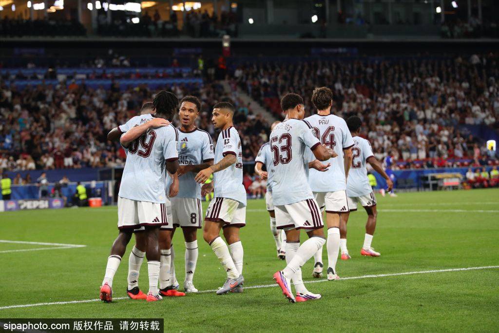 欧洲超级杯决赛:巴黎圣日耳曼2-1阿斯顿维拉